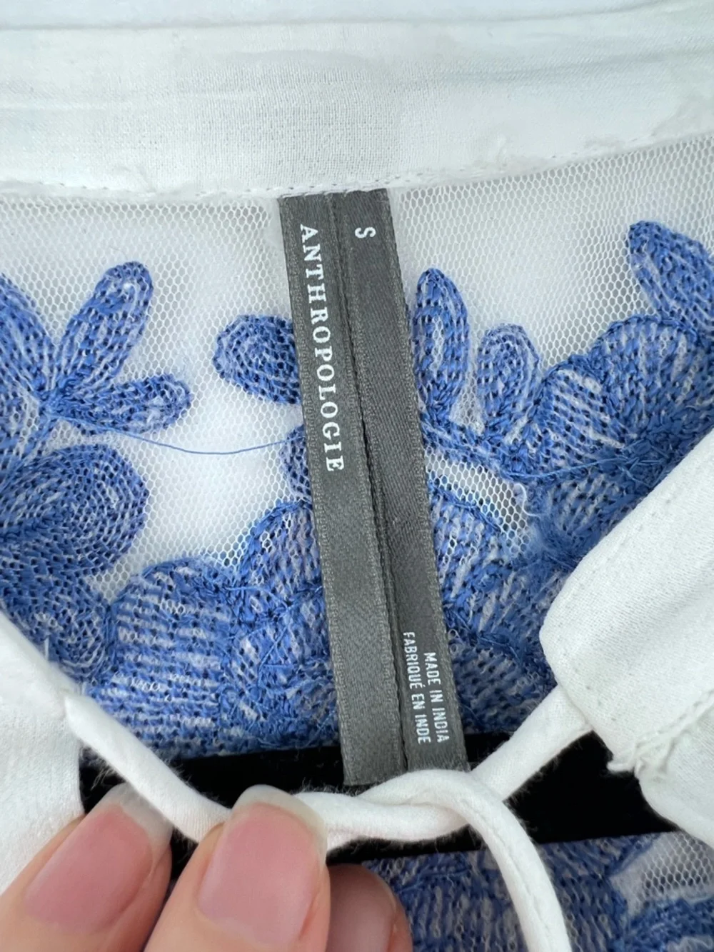 Anthropologie Long-Sleeve Lace Blouse White Blue Sz S Embroidered Beaded Relaxed - Picture 5 of 16